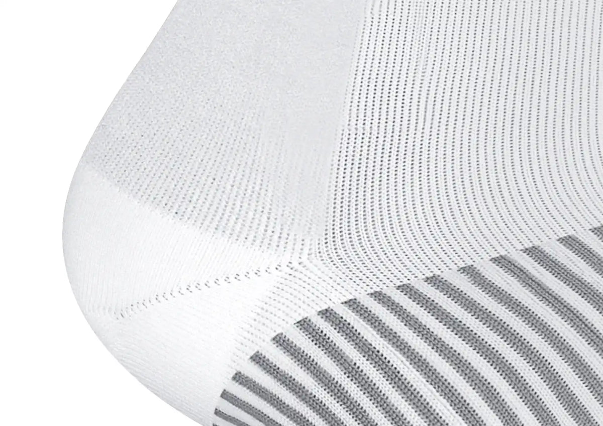 Mid-Calf Compression Socks 18-25 mmHg - White
