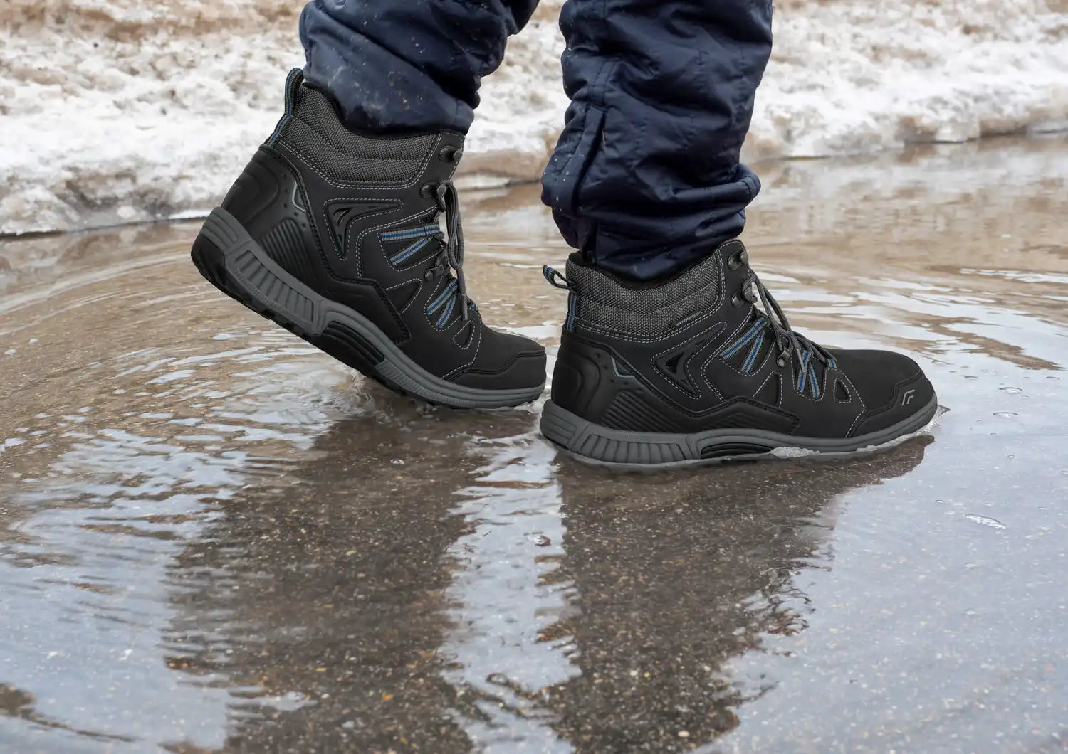 Ridgewood Waterproof - Black Secondary image