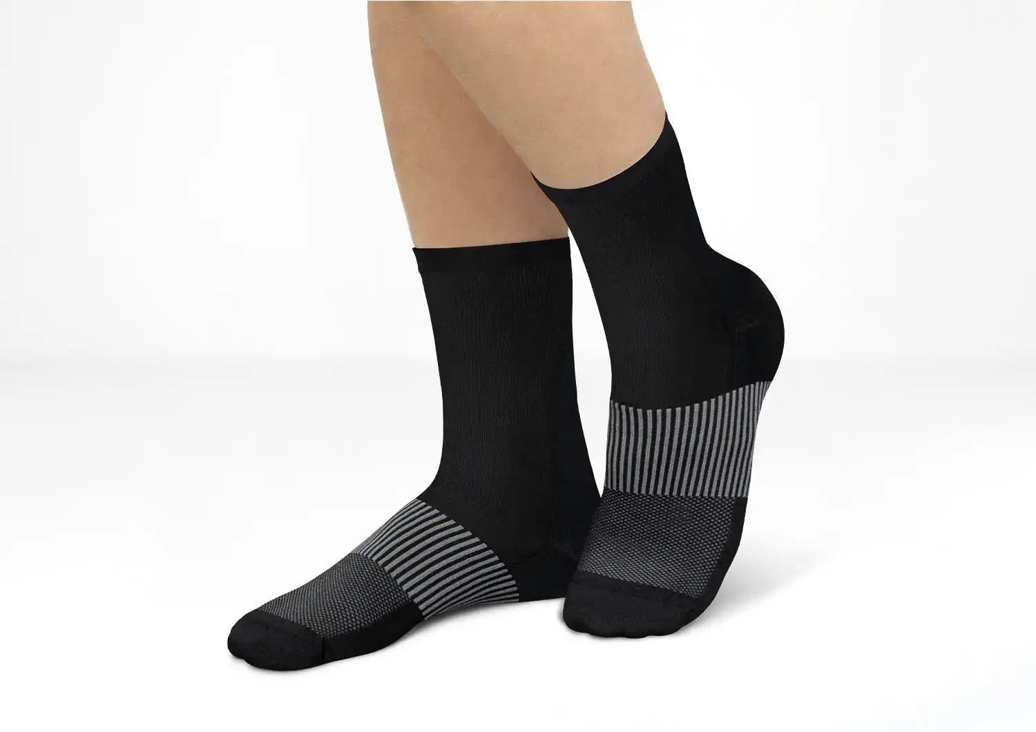 Mid-Calf Compression Socks 18-25 mmHg - Black Secondary image