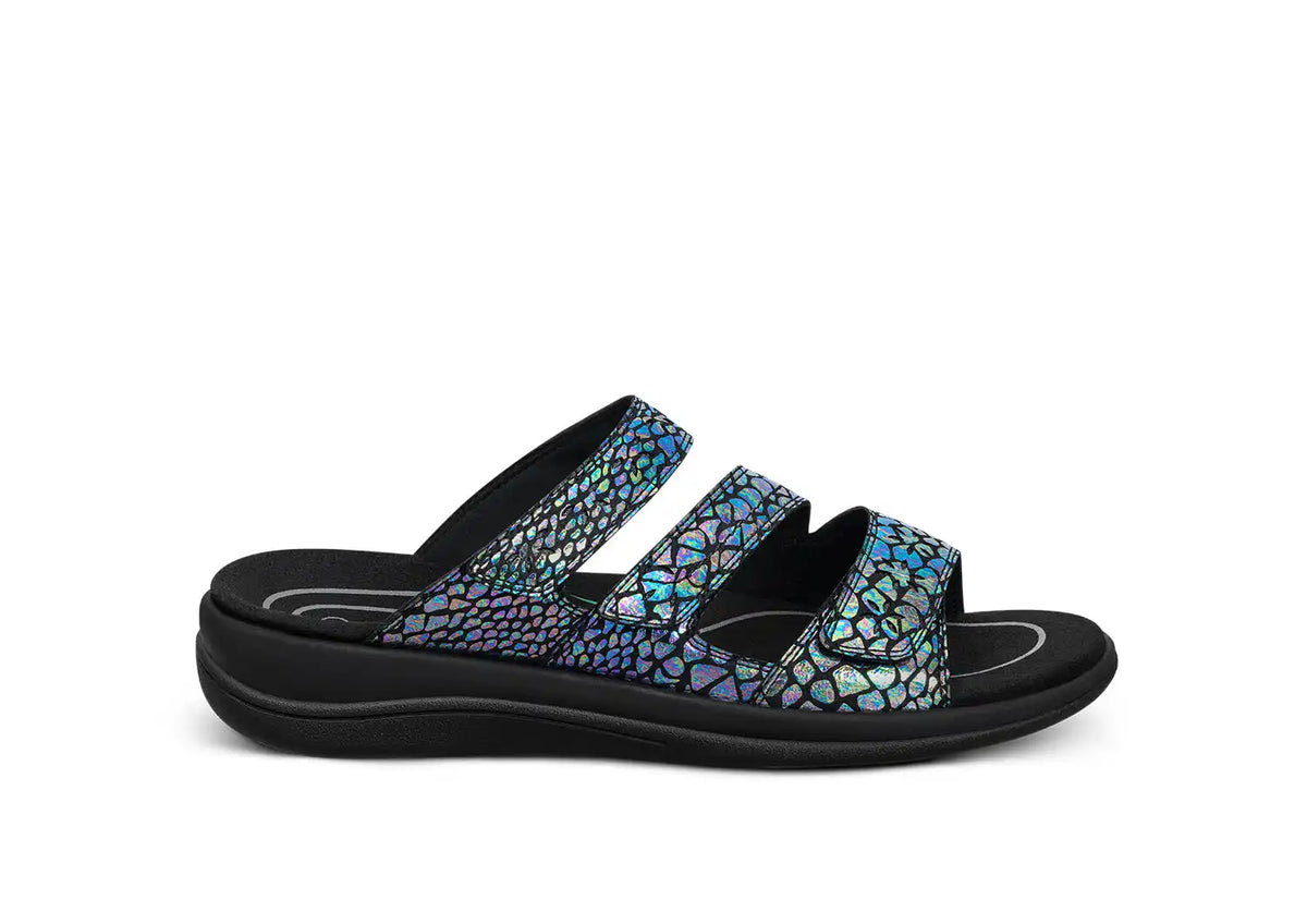 Sahara - Black Iridescent Mermaid Main image