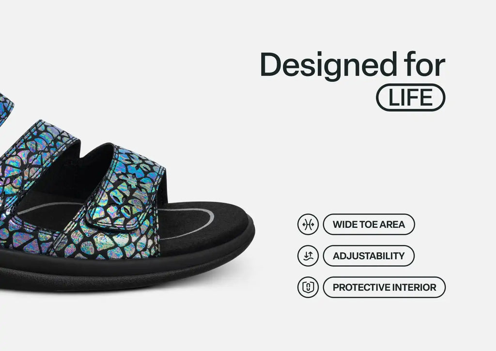 Sahara - Black Iridescent Mermaid